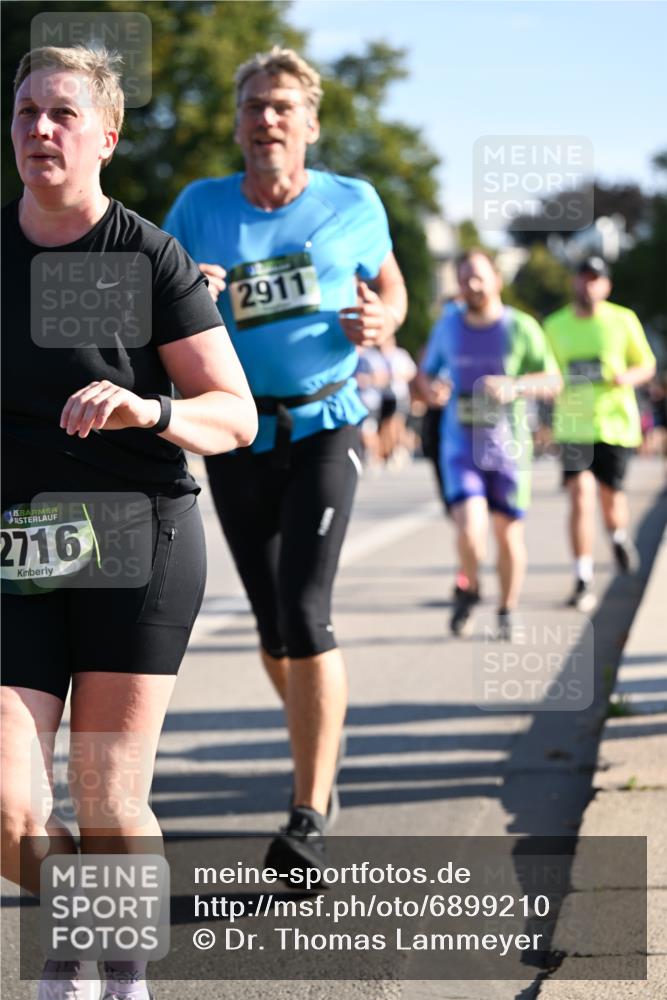 01.09.2024 - BARMER Alsterlauf Dr. Thomas Lammeyer http://msf.ph/oto/6899210 01.09.2024 09:37:03 Laufen 2716, 2911 meine-sportfotos.de