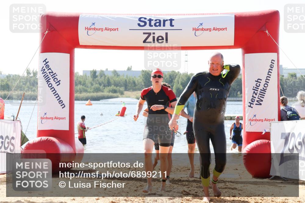 01.09.2024 - 17. Tribühne Triathlon Luisa Fischer http://msf.ph/oto/6899211 01.09.2024 11:46:12 Schwimmen 585, 595, 616, 645, 664, 685, 690 meine-sportfotos.de