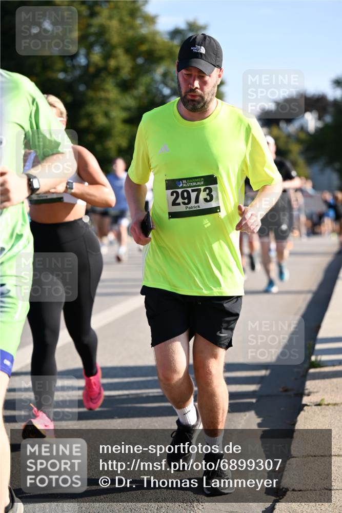 01.09.2024 - BARMER Alsterlauf Dr. Thomas Lammeyer http://msf.ph/oto/6899307 01.09.2024 09:37:06 Laufen 35, 2973 meine-sportfotos.de