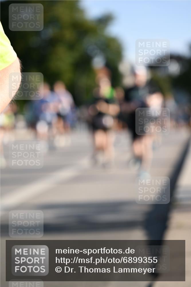 01.09.2024 - BARMER Alsterlauf Dr. Thomas Lammeyer http://msf.ph/oto/6899355 01.09.2024 09:37:07 Laufen  meine-sportfotos.de