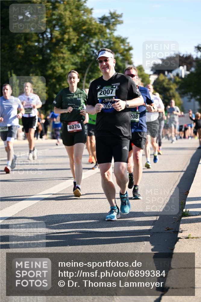 01.09.2024 - BARMER Alsterlauf Dr. Thomas Lammeyer http://msf.ph/oto/6899384 01.09.2024 09:37:08 Laufen 2607, 4076, 2, 2007, 208 meine-sportfotos.de