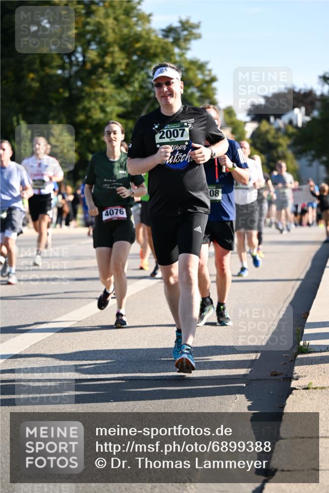 01.09.2024 - BARMER Alsterlauf Dr. Thomas Lammeyer http://msf.ph/oto/6899388 01.09.2024 09:37:08 Laufen 4076, 29, 2007, 08 meine-sportfotos.de
