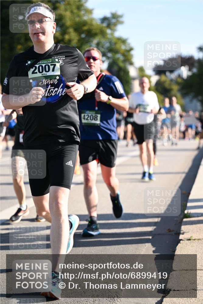 01.09.2024 - BARMER Alsterlauf Dr. Thomas Lammeyer http://msf.ph/oto/6899419 01.09.2024 09:37:09 Laufen 3, 29, 2007, 4208 meine-sportfotos.de