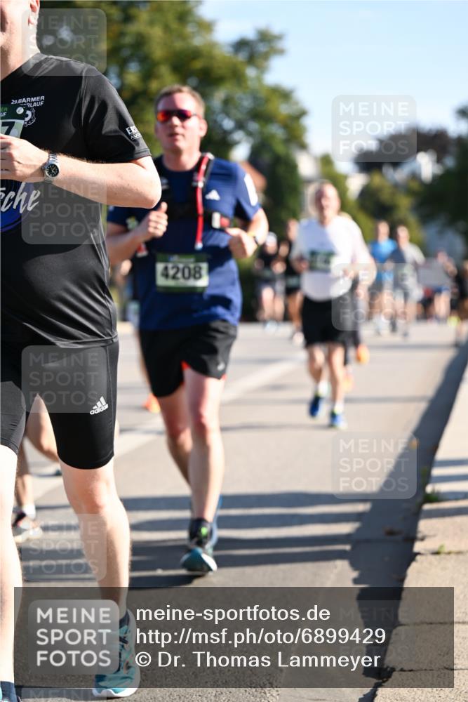 01.09.2024 - BARMER Alsterlauf Dr. Thomas Lammeyer http://msf.ph/oto/6899429 01.09.2024 09:37:09 Laufen 29, 7, 4208 meine-sportfotos.de