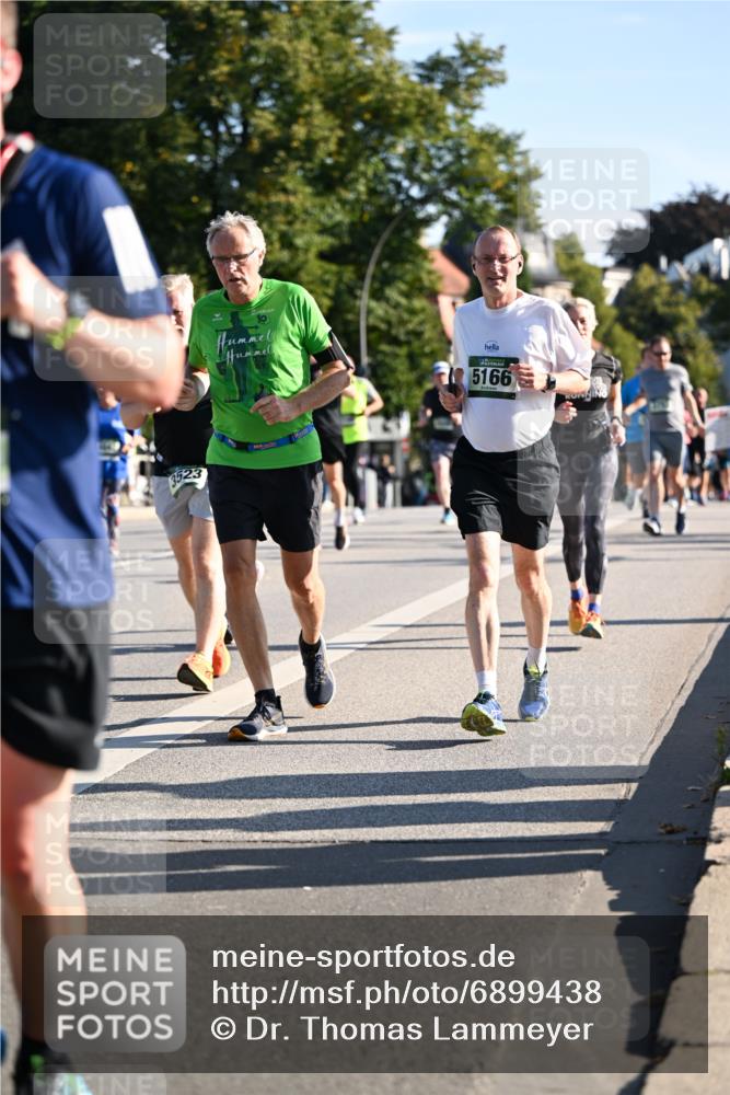 01.09.2024 - BARMER Alsterlauf Dr. Thomas Lammeyer http://msf.ph/oto/6899438 01.09.2024 09:37:10 Laufen 3523, 5166 meine-sportfotos.de