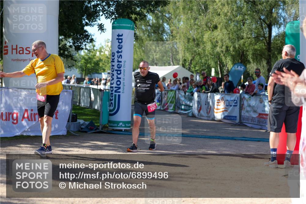 01.09.2024 - 17. Tribühne Triathlon Michael Strokosch http://msf.ph/oto/6899496 01.09.2024 10:51:49 Ziel 152, 1071 meine-sportfotos.de