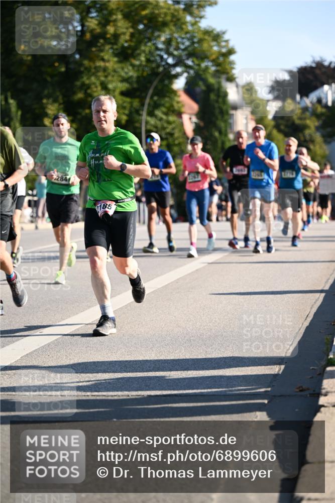 01.09.2024 - BARMER Alsterlauf Dr. Thomas Lammeyer http://msf.ph/oto/6899606 01.09.2024 09:37:17 Laufen 2284, 185 meine-sportfotos.de