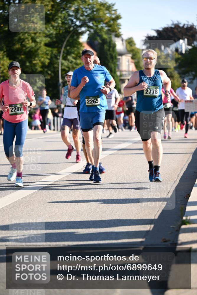 01.09.2024 - BARMER Alsterlauf Dr. Thomas Lammeyer http://msf.ph/oto/6899649 01.09.2024 09:37:20 Laufen 2265, 2267, 2778 meine-sportfotos.de