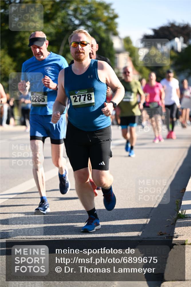01.09.2024 - BARMER Alsterlauf Dr. Thomas Lammeyer http://msf.ph/oto/6899675 01.09.2024 09:37:21 Laufen 2265, 135, 2778 meine-sportfotos.de