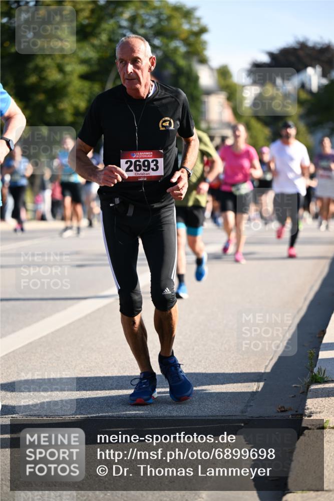 01.09.2024 - BARMER Alsterlauf Dr. Thomas Lammeyer http://msf.ph/oto/6899698 01.09.2024 09:37:22 Laufen 35, 2693, 2022 meine-sportfotos.de