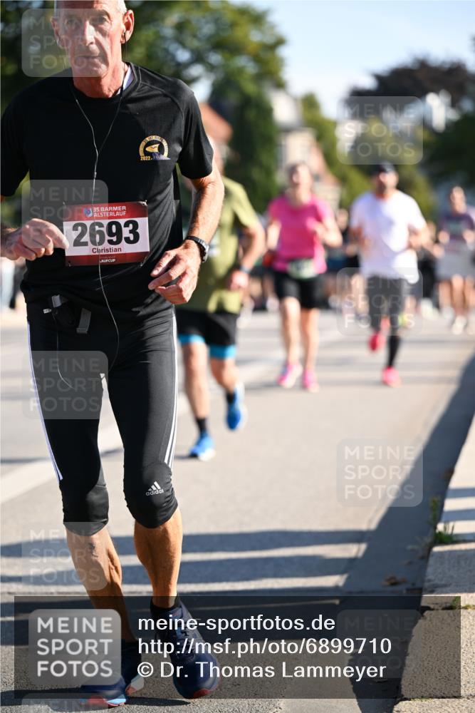 01.09.2024 - BARMER Alsterlauf Dr. Thomas Lammeyer http://msf.ph/oto/6899710 01.09.2024 09:37:23 Laufen 35, 2693, 2022 meine-sportfotos.de
