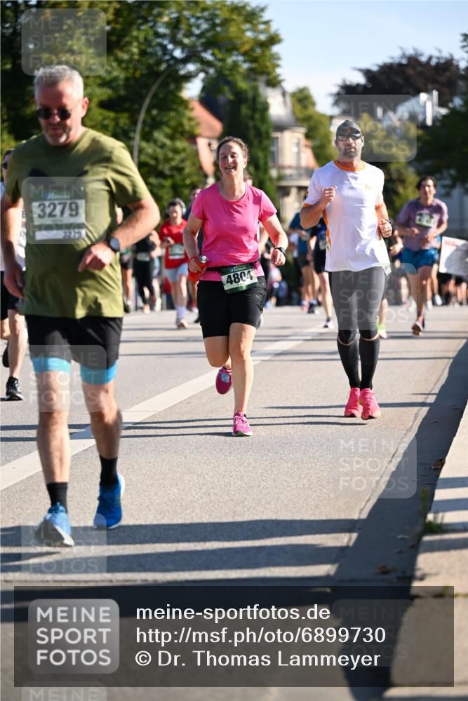 01.09.2024 - BARMER Alsterlauf Dr. Thomas Lammeyer http://msf.ph/oto/6899730 01.09.2024 09:37:24 Laufen 3279, 4804 meine-sportfotos.de
