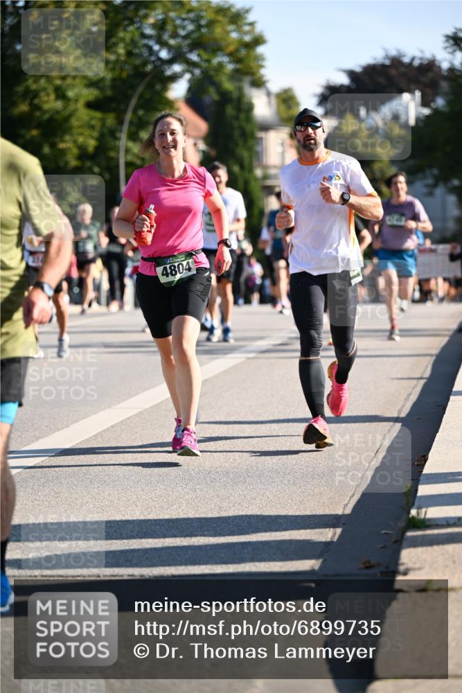01.09.2024 - BARMER Alsterlauf Dr. Thomas Lammeyer http://msf.ph/oto/6899735 01.09.2024 09:37:25 Laufen 4804 meine-sportfotos.de