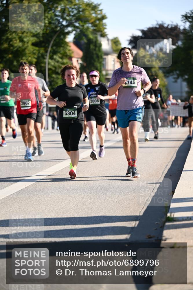 01.09.2024 - BARMER Alsterlauf Dr. Thomas Lammeyer http://msf.ph/oto/6899796 01.09.2024 09:37:28 Laufen 2962, 5304, 745, 2008 meine-sportfotos.de