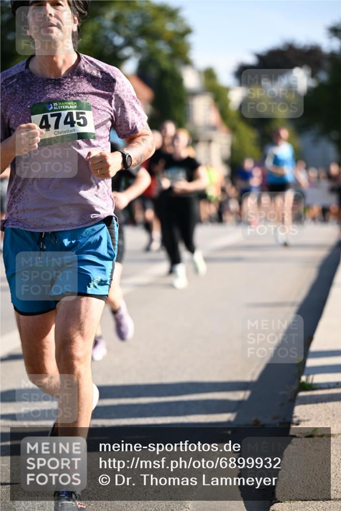01.09.2024 - BARMER Alsterlauf Dr. Thomas Lammeyer http://msf.ph/oto/6899932 01.09.2024 09:37:30 Laufen 35, 4745 meine-sportfotos.de