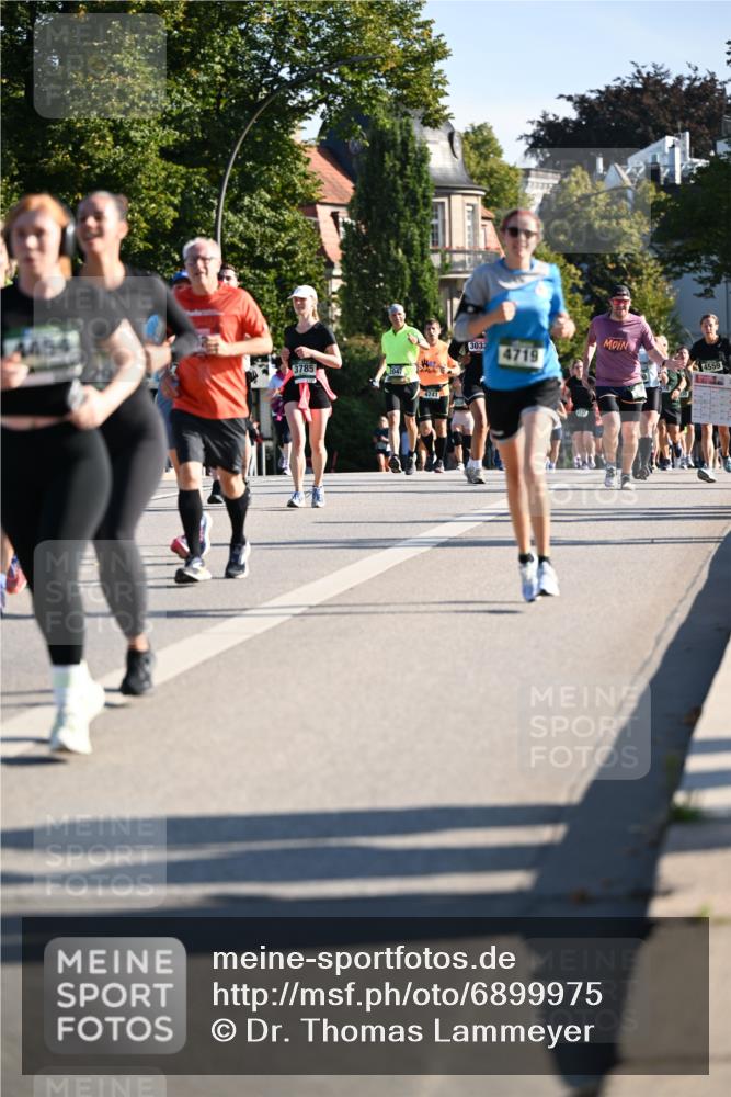 01.09.2024 - BARMER Alsterlauf Dr. Thomas Lammeyer http://msf.ph/oto/6899975 01.09.2024 09:37:33 Laufen 4454, 3785, 2047, 4741, 3032, 4719, 1120, 4559 meine-sportfotos.de