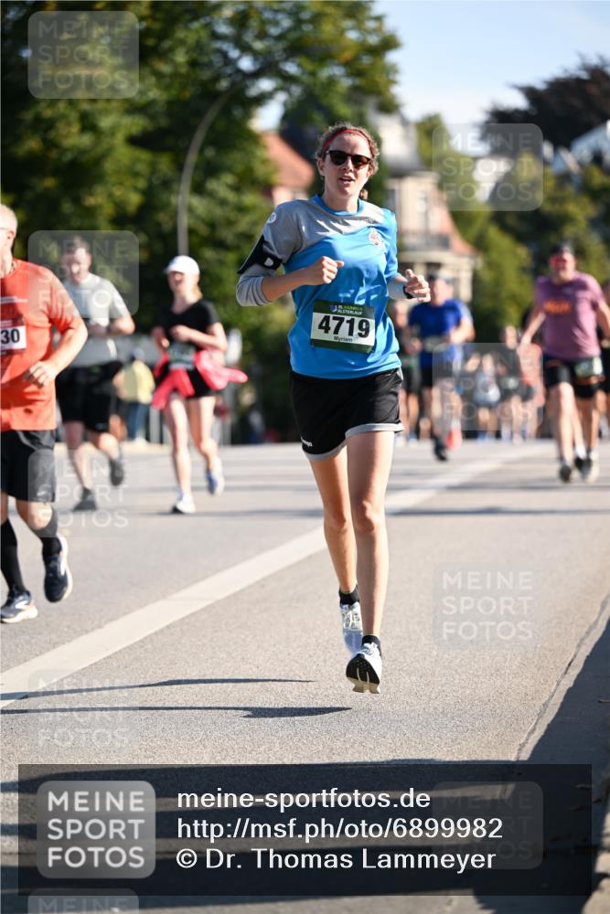 01.09.2024 - BARMER Alsterlauf Dr. Thomas Lammeyer http://msf.ph/oto/6899982 01.09.2024 09:37:34 Laufen 30, 4719 meine-sportfotos.de