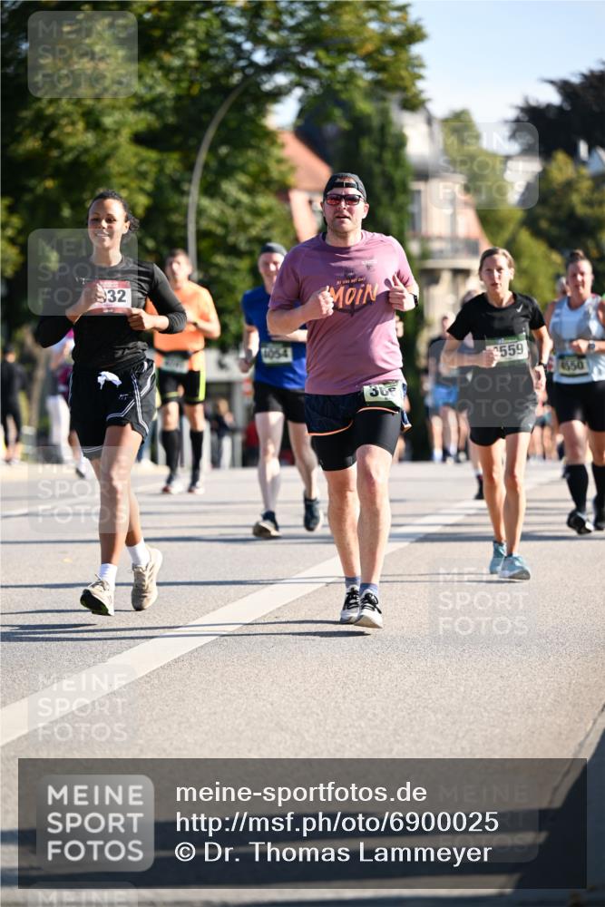 01.09.2024 - BARMER Alsterlauf Dr. Thomas Lammeyer http://msf.ph/oto/6900025 01.09.2024 09:37:37 Laufen 32, 1054, 559, 4650 meine-sportfotos.de