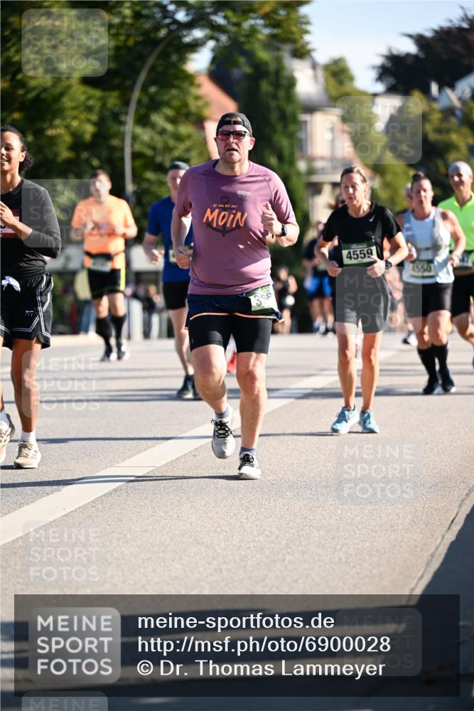 01.09.2024 - BARMER Alsterlauf Dr. Thomas Lammeyer http://msf.ph/oto/6900028 01.09.2024 09:37:38 Laufen 4559, 4550 meine-sportfotos.de