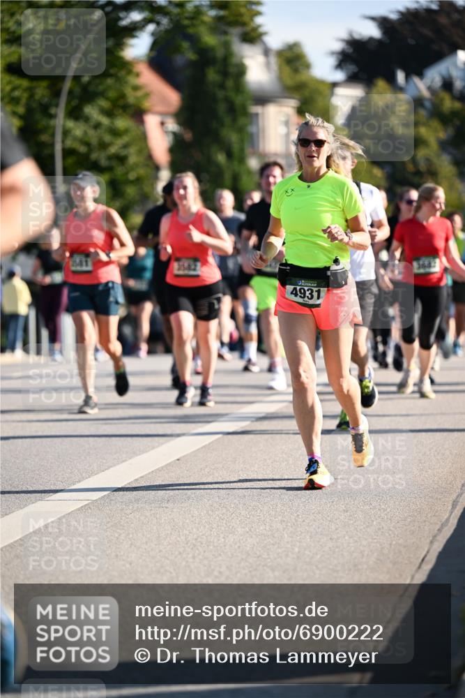 01.09.2024 - BARMER Alsterlauf Dr. Thomas Lammeyer http://msf.ph/oto/6900222 01.09.2024 09:37:48 Laufen 3641, 4931 meine-sportfotos.de