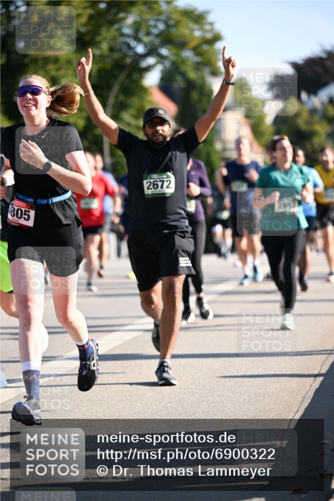 01.09.2024 - BARMER Alsterlauf Dr. Thomas Lammeyer http://msf.ph/oto/6900322 01.09.2024 09:37:54 Laufen 805, 2672 meine-sportfotos.de