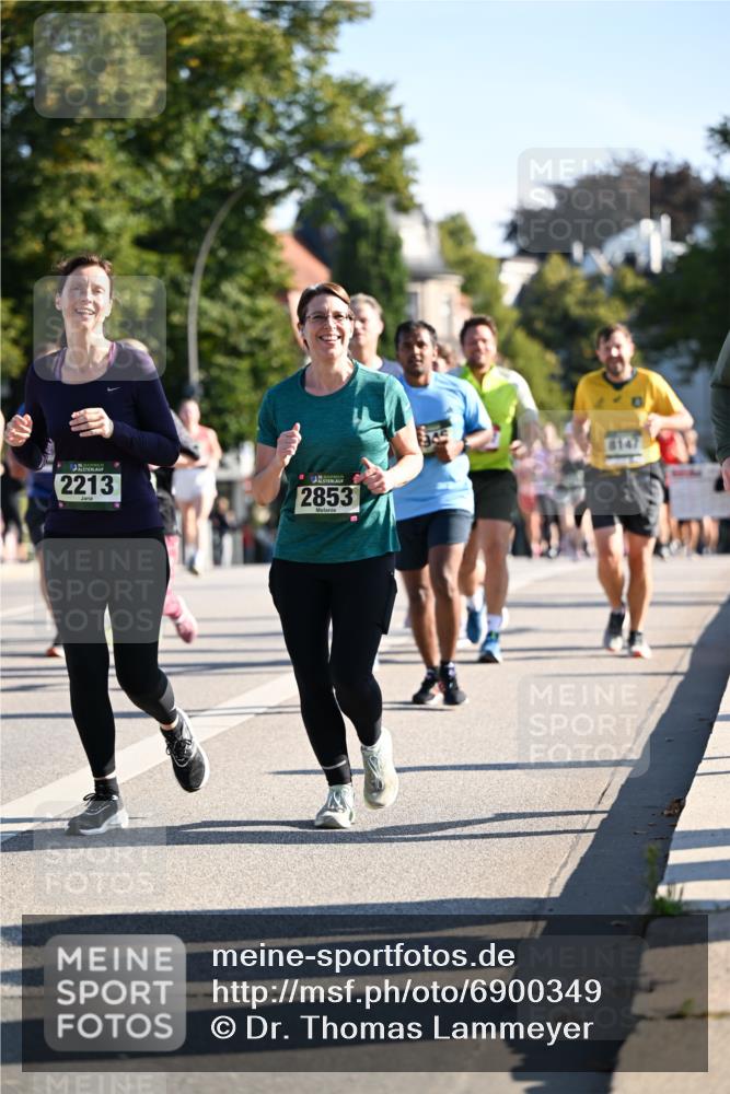 01.09.2024 - BARMER Alsterlauf Dr. Thomas Lammeyer http://msf.ph/oto/6900349 01.09.2024 09:37:56 Laufen 2213, 2853 meine-sportfotos.de