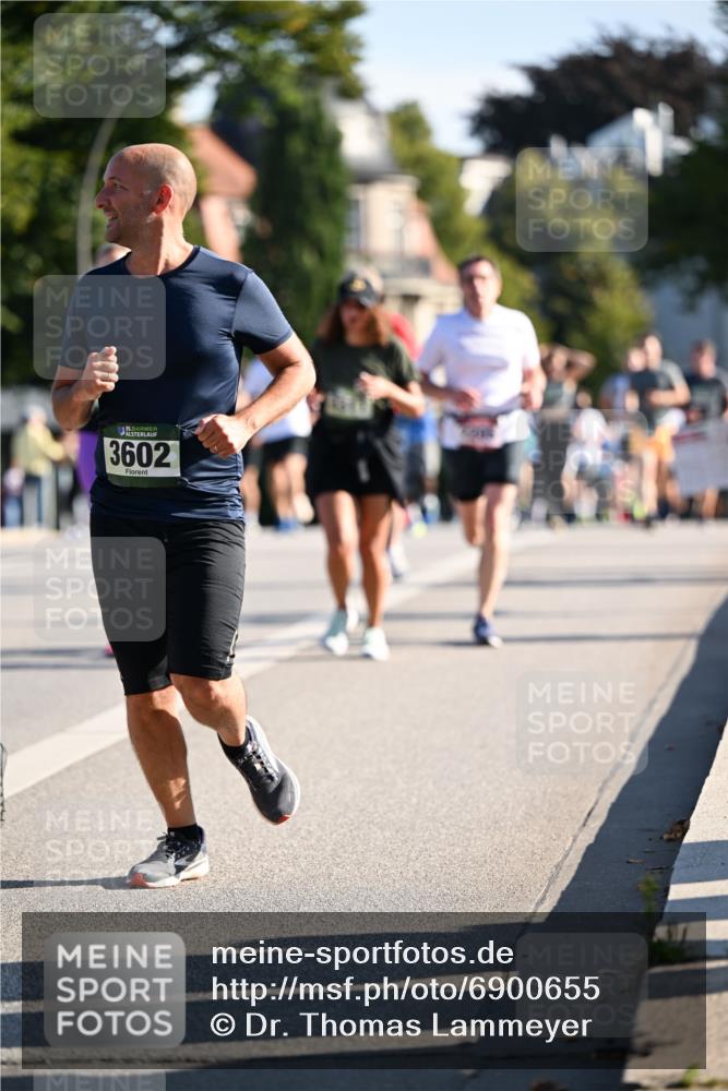 01.09.2024 - BARMER Alsterlauf Dr. Thomas Lammeyer http://msf.ph/oto/6900655 01.09.2024 09:38:09 Laufen 135, 3602 meine-sportfotos.de