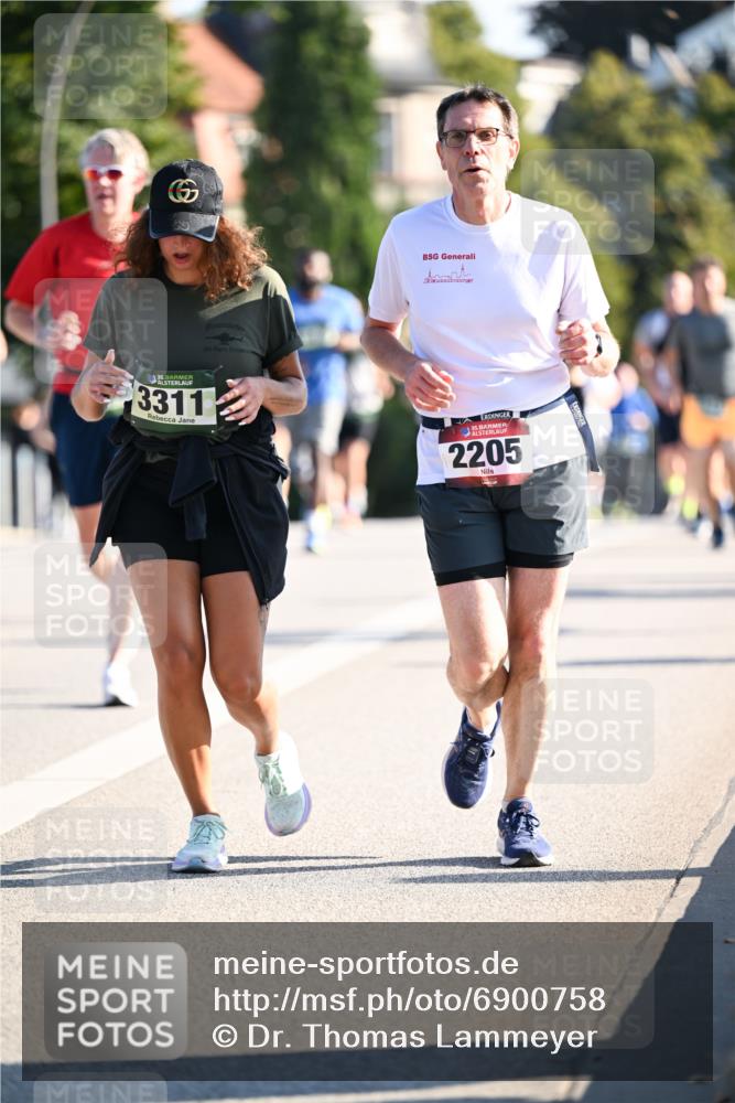 01.09.2024 - BARMER Alsterlauf Dr. Thomas Lammeyer http://msf.ph/oto/6900758 01.09.2024 09:38:11 Laufen 1635, 3311, 35, 2205 meine-sportfotos.de