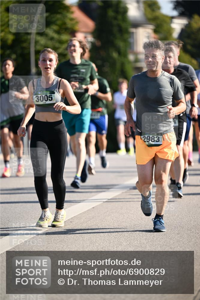 01.09.2024 - BARMER Alsterlauf Dr. Thomas Lammeyer http://msf.ph/oto/6900829 01.09.2024 09:38:17 Laufen 3005, 2983 meine-sportfotos.de