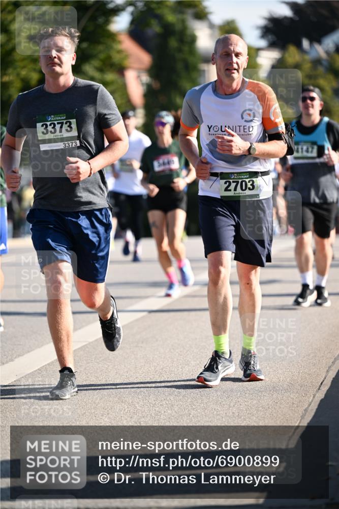 01.09.2024 - BARMER Alsterlauf Dr. Thomas Lammeyer http://msf.ph/oto/6900899 01.09.2024 09:38:20 Laufen 35, 3373, 3373, 2703, 4147 meine-sportfotos.de