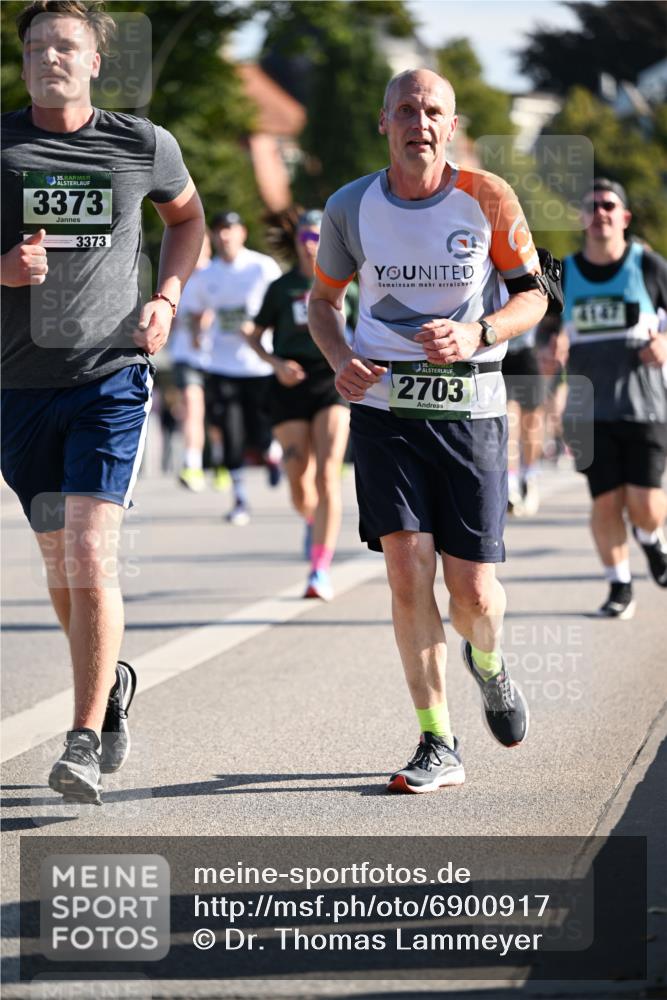 01.09.2024 - BARMER Alsterlauf Dr. Thomas Lammeyer http://msf.ph/oto/6900917 01.09.2024 09:38:20 Laufen 35, 3373, 3373, 2703, 4147 meine-sportfotos.de