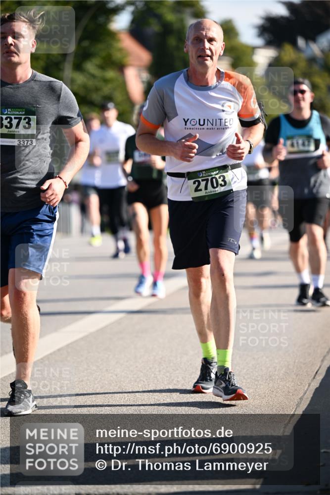 01.09.2024 - BARMER Alsterlauf Dr. Thomas Lammeyer http://msf.ph/oto/6900925 01.09.2024 09:38:20 Laufen 6135, 3373, 3373, 35, 2703, 44147 meine-sportfotos.de