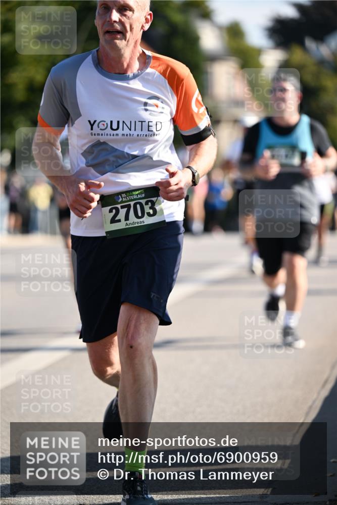 01.09.2024 - BARMER Alsterlauf Dr. Thomas Lammeyer http://msf.ph/oto/6900959 01.09.2024 09:38:21 Laufen 35, 2703 meine-sportfotos.de