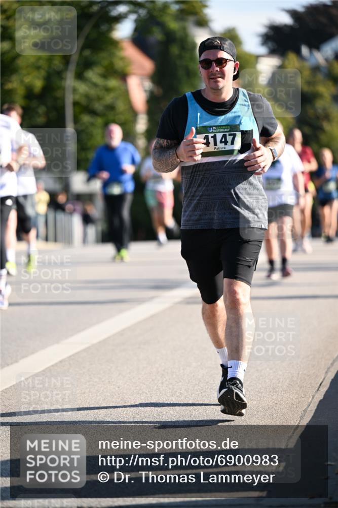 01.09.2024 - BARMER Alsterlauf Dr. Thomas Lammeyer http://msf.ph/oto/6900983 01.09.2024 09:38:22 Laufen 1635, 4147 meine-sportfotos.de