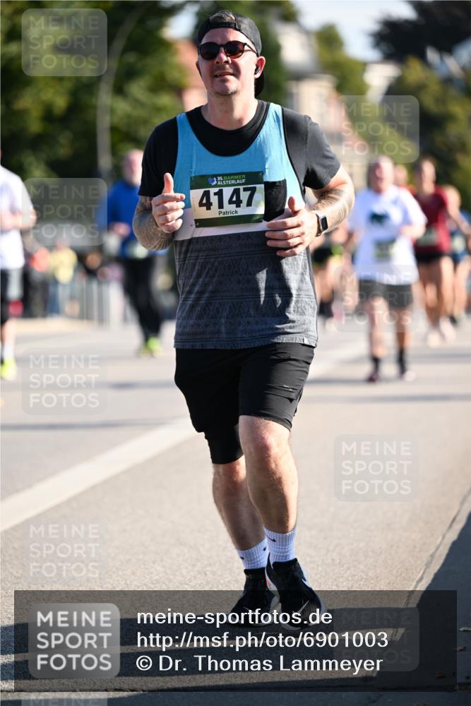 01.09.2024 - BARMER Alsterlauf Dr. Thomas Lammeyer http://msf.ph/oto/6901003 01.09.2024 09:38:23 Laufen 1, 35, 4147 meine-sportfotos.de