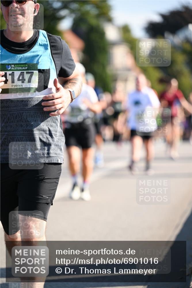 01.09.2024 - BARMER Alsterlauf Dr. Thomas Lammeyer http://msf.ph/oto/6901016 01.09.2024 09:38:24 Laufen 35, 4147 meine-sportfotos.de