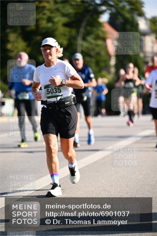 01.09.2024 - BARMER Alsterlauf Dr. Thomas Lammeyer http://msf.ph/oto/6901037 01.09.2024 09:38:26 Laufen 5035 meine-sportfotos.de