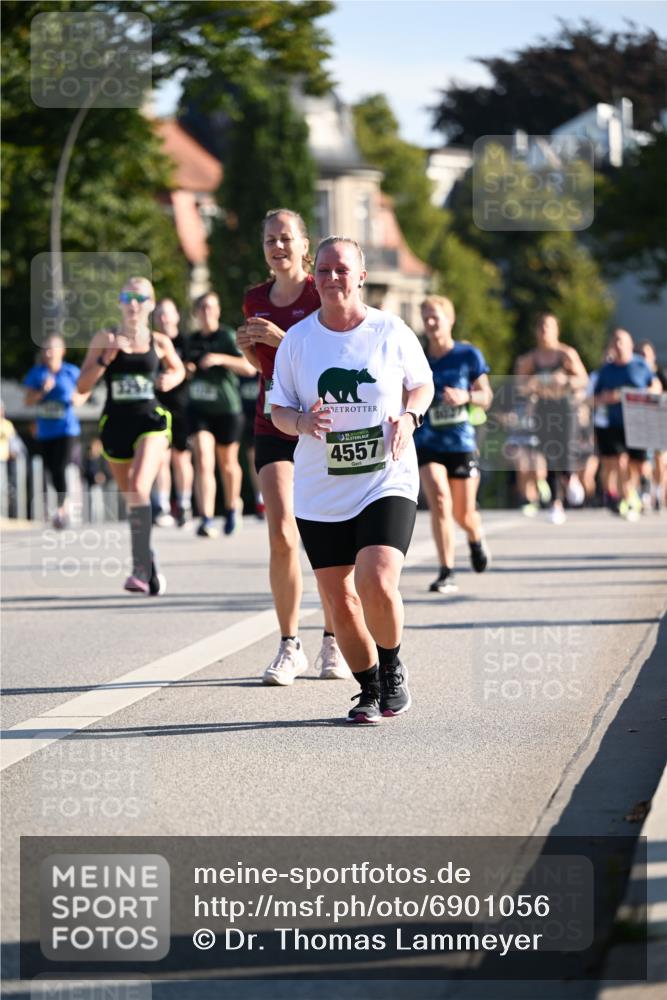 01.09.2024 - BARMER Alsterlauf Dr. Thomas Lammeyer http://msf.ph/oto/6901056 01.09.2024 09:38:27 Laufen 4557 meine-sportfotos.de