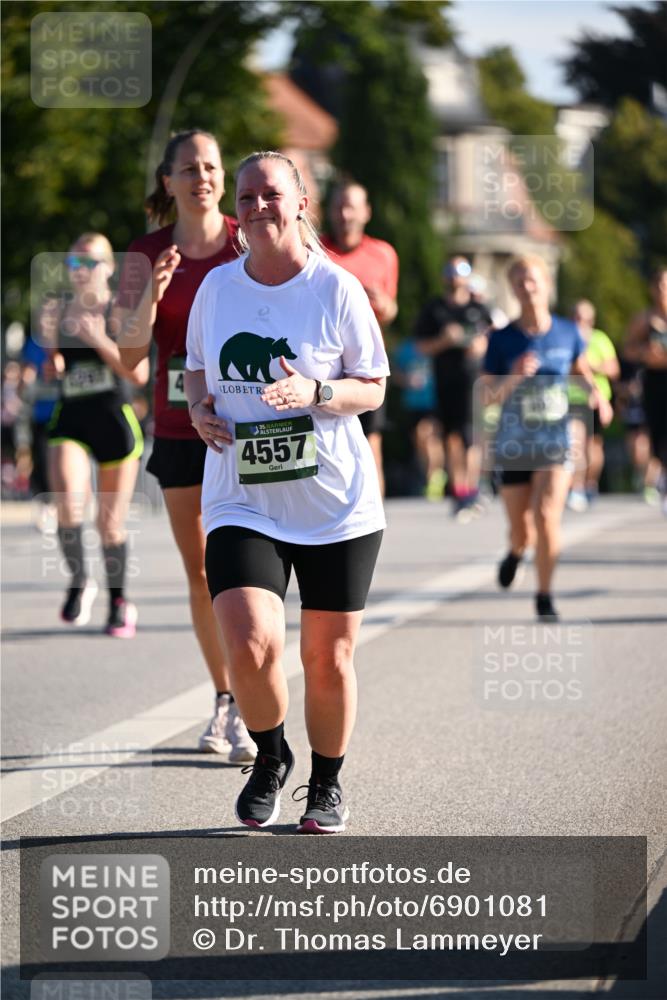 01.09.2024 - BARMER Alsterlauf Dr. Thomas Lammeyer http://msf.ph/oto/6901081 01.09.2024 09:38:28 Laufen 4557 meine-sportfotos.de