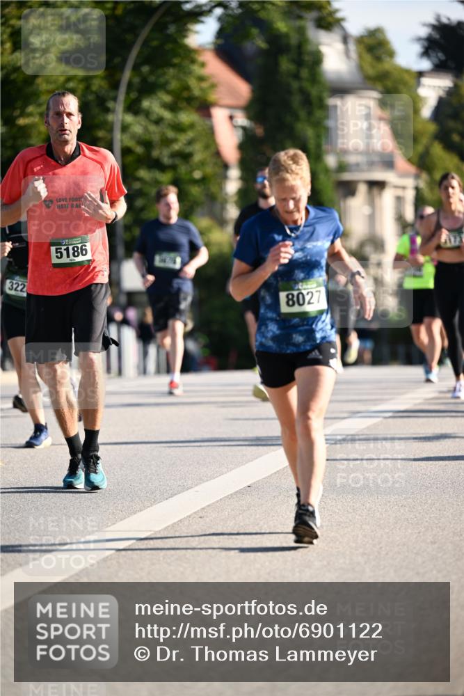 01.09.2024 - BARMER Alsterlauf Dr. Thomas Lammeyer http://msf.ph/oto/6901122 01.09.2024 09:38:30 Laufen 322, 5186, 8027 meine-sportfotos.de