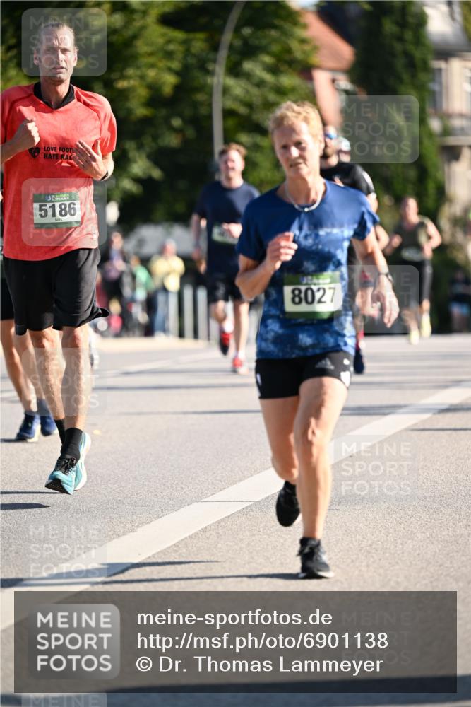 01.09.2024 - BARMER Alsterlauf Dr. Thomas Lammeyer http://msf.ph/oto/6901138 01.09.2024 09:38:31 Laufen 35, 5186, 8027 meine-sportfotos.de
