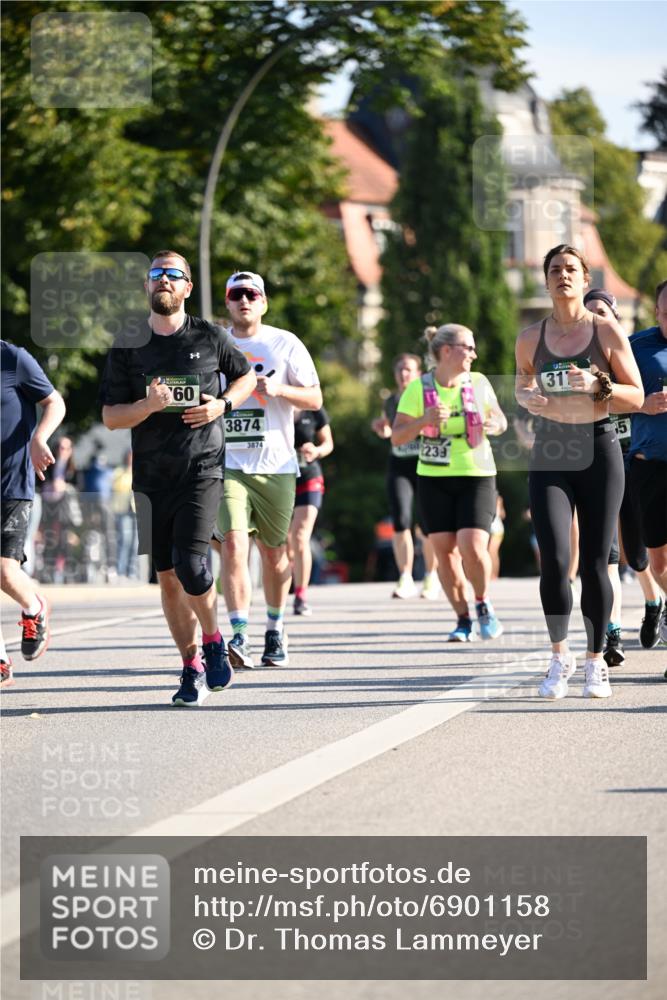 01.09.2024 - BARMER Alsterlauf Dr. Thomas Lammeyer http://msf.ph/oto/6901158 01.09.2024 09:38:33 Laufen 60, 3874, 3874, 239, 31 meine-sportfotos.de