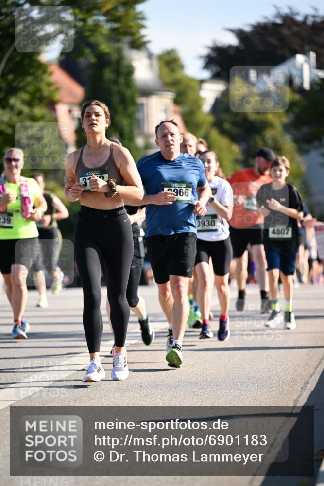 01.09.2024 - BARMER Alsterlauf Dr. Thomas Lammeyer http://msf.ph/oto/6901183 01.09.2024 09:38:34 Laufen 39, 31, 966, 3930, 4807 meine-sportfotos.de