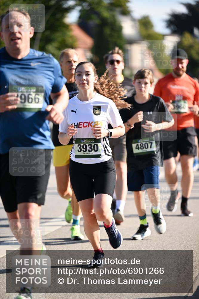 01.09.2024 - BARMER Alsterlauf Dr. Thomas Lammeyer http://msf.ph/oto/6901266 01.09.2024 09:38:37 Laufen 2966, 24, 35, 3930, 4807, 960 meine-sportfotos.de