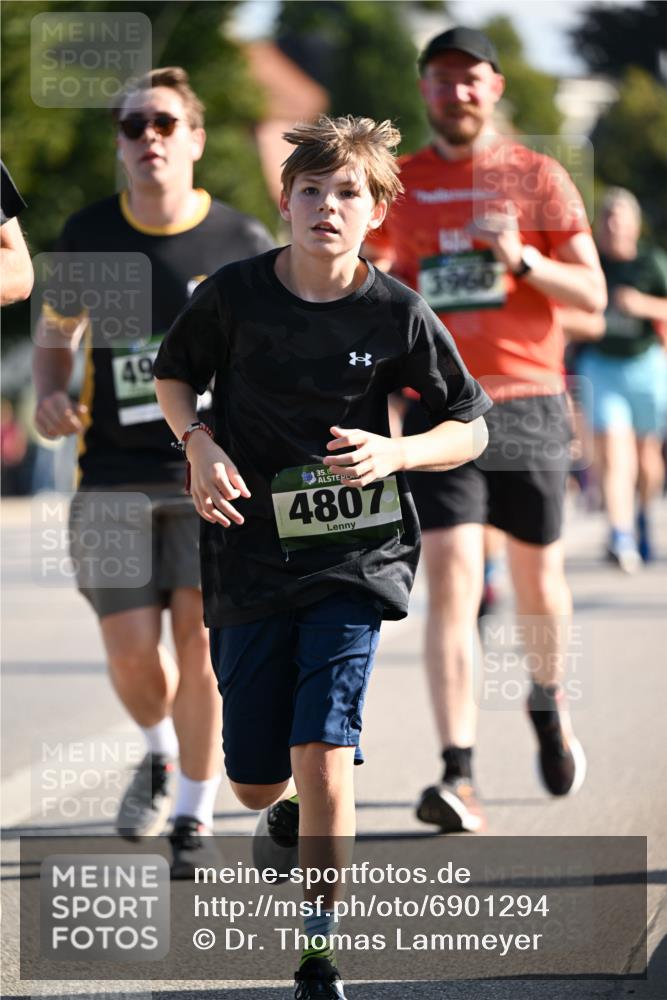 01.09.2024 - BARMER Alsterlauf Dr. Thomas Lammeyer http://msf.ph/oto/6901294 01.09.2024 09:38:39 Laufen 49, 35, 8, 4807, 3960 meine-sportfotos.de