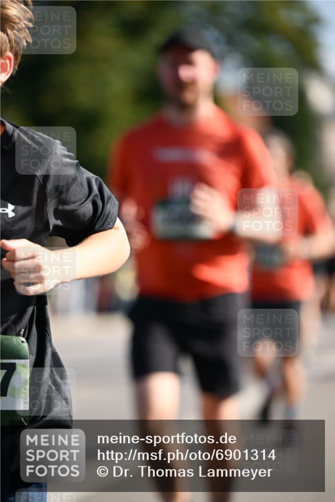 01.09.2024 - BARMER Alsterlauf Dr. Thomas Lammeyer http://msf.ph/oto/6901314 01.09.2024 09:38:40 Laufen  meine-sportfotos.de