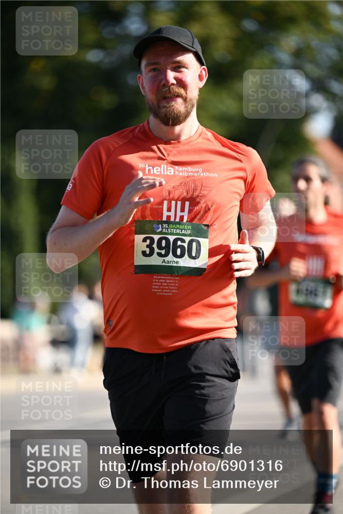 01.09.2024 - BARMER Alsterlauf Dr. Thomas Lammeyer http://msf.ph/oto/6901316 01.09.2024 09:38:41 Laufen 30, 35, 3960 meine-sportfotos.de