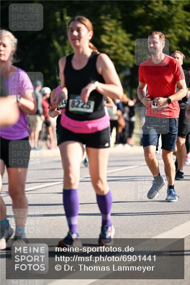 01.09.2024 - BARMER Alsterlauf Dr. Thomas Lammeyer http://msf.ph/oto/6901441 01.09.2024 09:38:46 Laufen 244, 8225, 4 meine-sportfotos.de