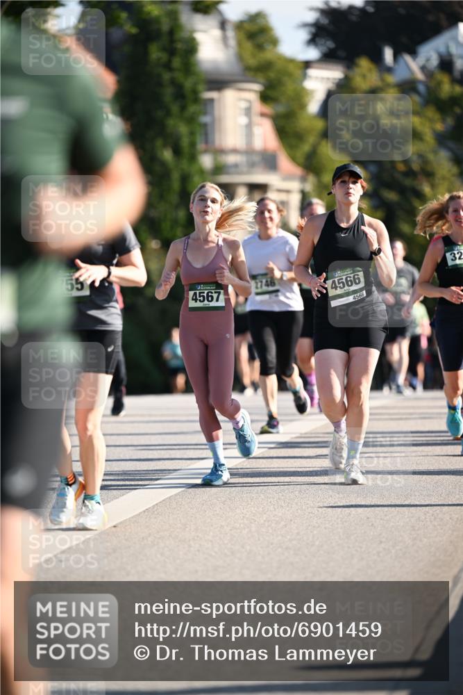 01.09.2024 - BARMER Alsterlauf Dr. Thomas Lammeyer http://msf.ph/oto/6901459 01.09.2024 09:38:48 Laufen 55, 4567, 2746, 4566, 4566, 32 meine-sportfotos.de