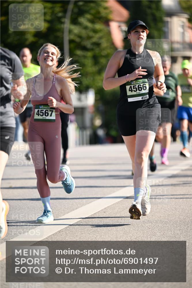 01.09.2024 - BARMER Alsterlauf Dr. Thomas Lammeyer http://msf.ph/oto/6901497 01.09.2024 09:38:50 Laufen 35, 4567, 35, 4566, 4566 meine-sportfotos.de